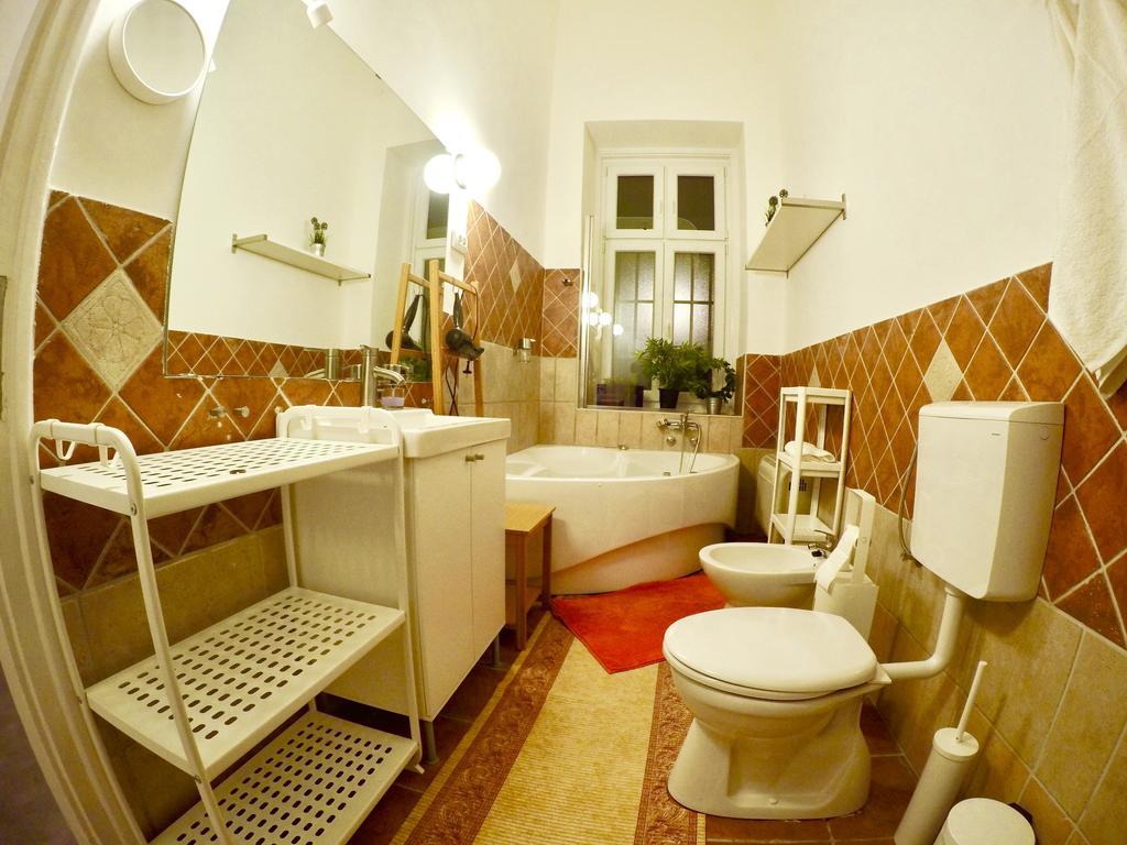 Homelike Luxury Flat On Gyulai Pal بودابست المظهر الخارجي الصورة